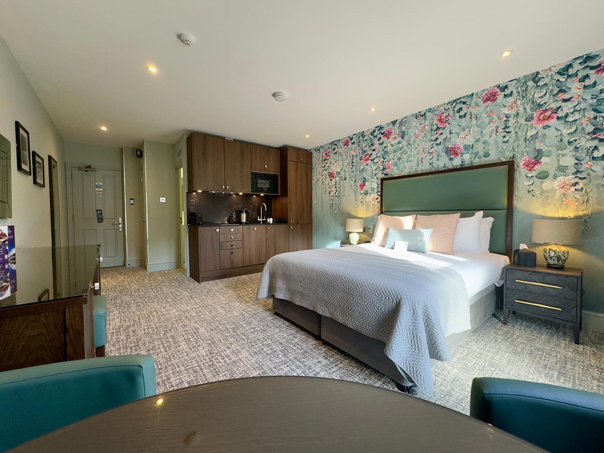 Mandolay Hotel Guildford Exteriér fotografie